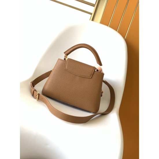 LV Capucines