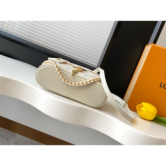 LV Pouch