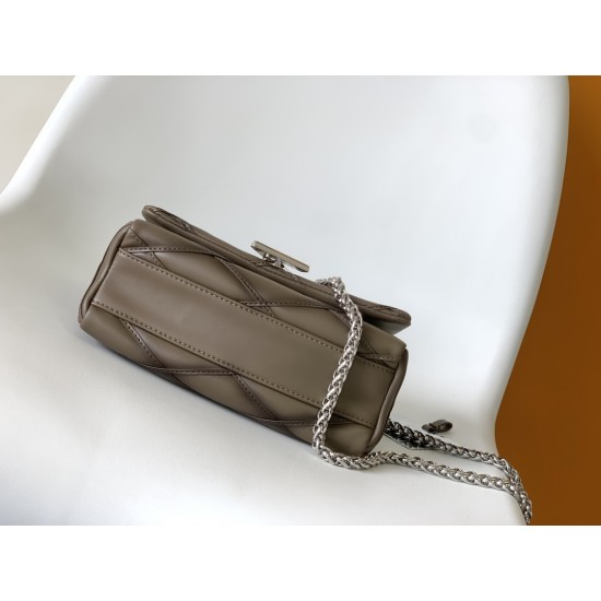 LV Twist