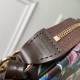 LV Pochette
