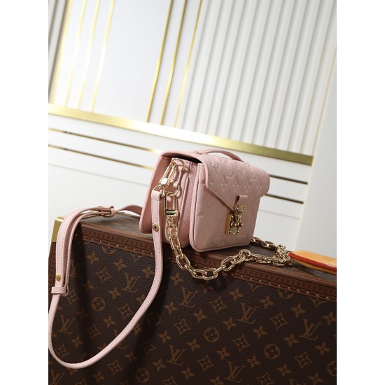 LV Pochette