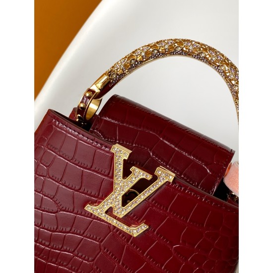 LV Capucines