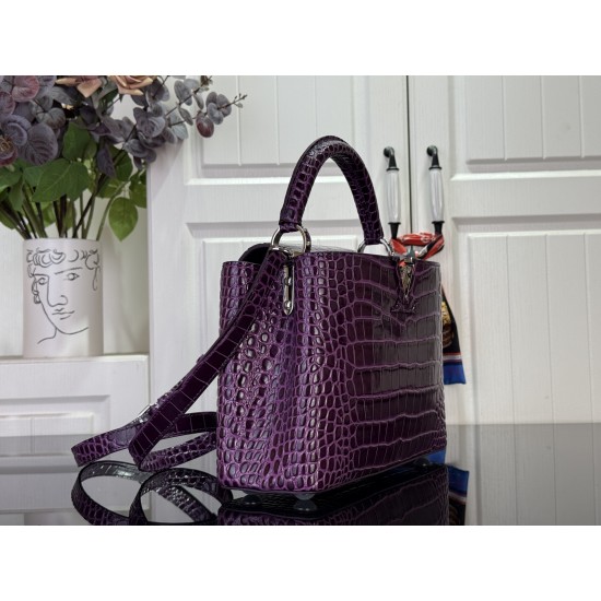 LV Capucines