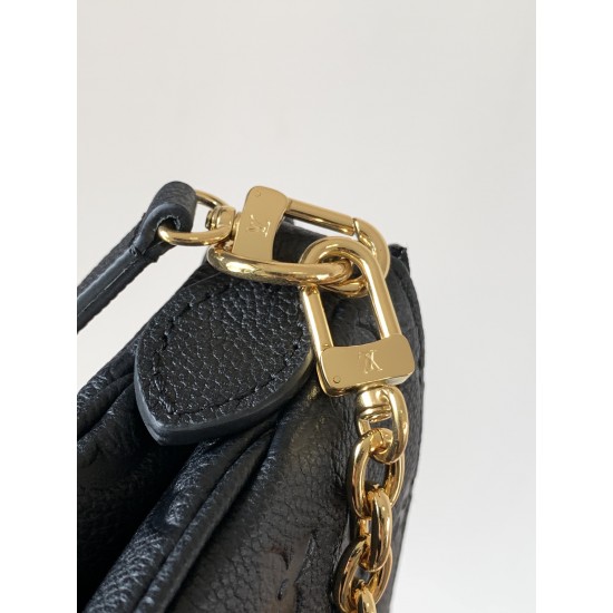LV Pochette