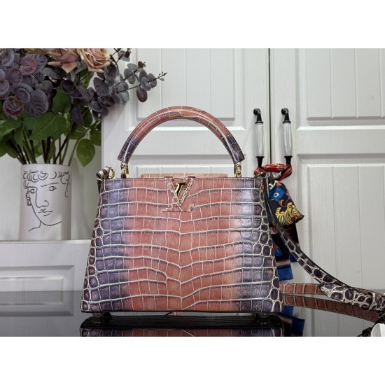 LV Capucines