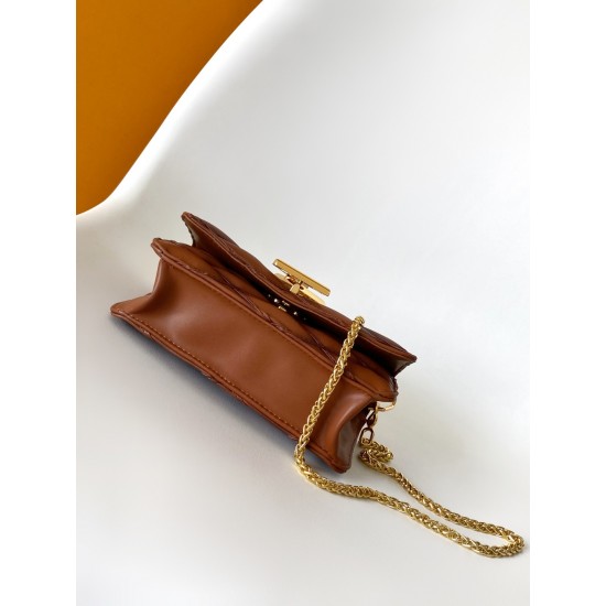 LV Twist
