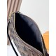 LV Pochette