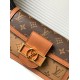 【动态变码芯片   】头层皮M46757 本款 Dauphine East West 手袋拼合经典 Monogram 和 Monogram Reverse 帆布，以品牌标志性格调筑就纤长构型，巧妙呼应 Dauphine LV 锁扣的矩形轮廓。巧用可拆卸皮革肩带和链条，多种背携方式随心切换。21 x 12 x 5 厘米 (长度 x 高 x 宽)
