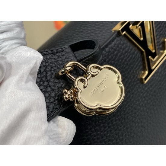 LV Capucines