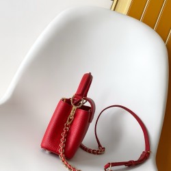 LV Capucines