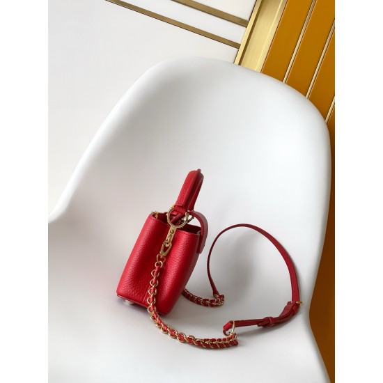 LV Capucines