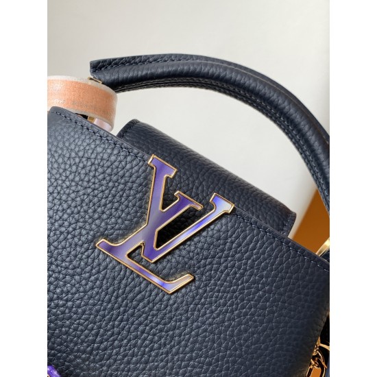 LV Capucines