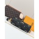 LV Pochette