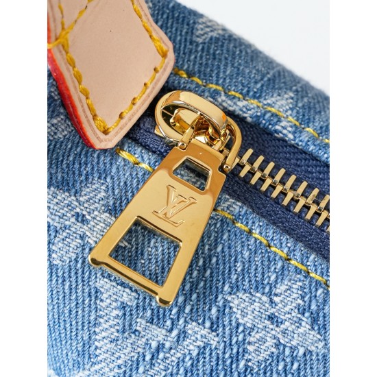 LV Pochette