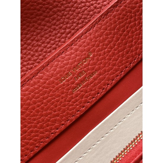 LV Capucines
