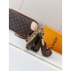LV Pochette