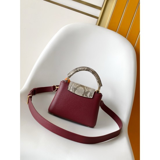 LV Capucines