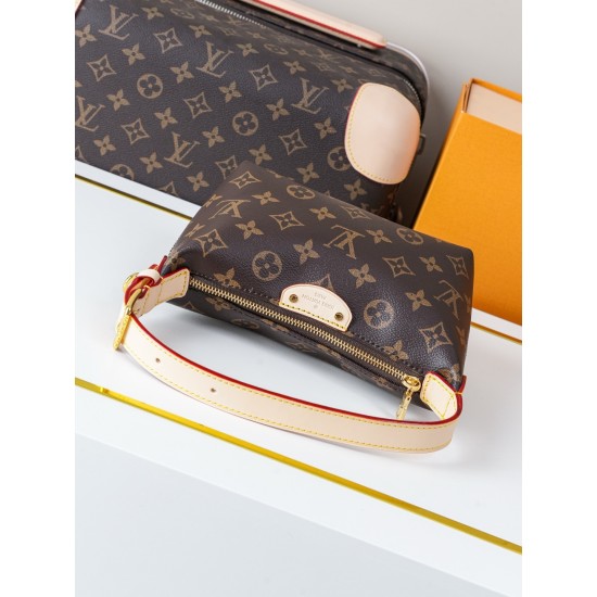 LV Pochette