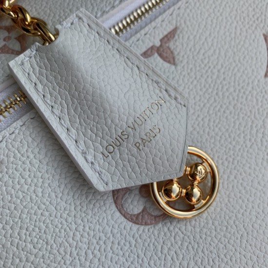 LV Pochette