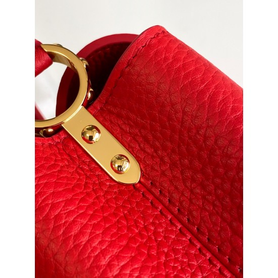 LV Capucines