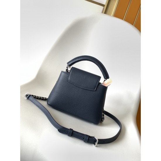 LV Capucines