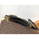 LV Pochette