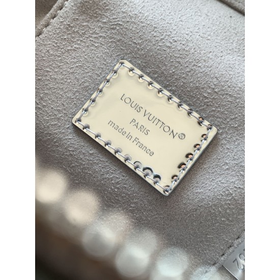 LV Pouch