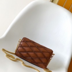 LV Twist