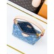 LV Pochette