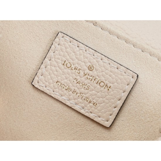 LV Pochette