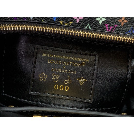 LV Capucines