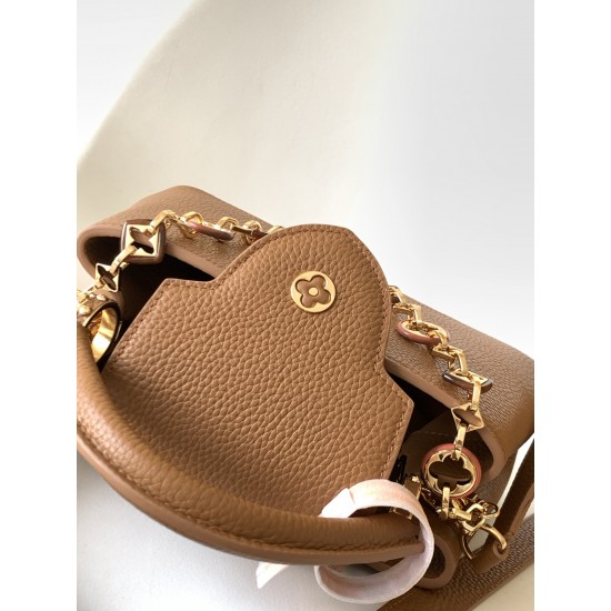 LV Capucines