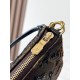 LV Pochette