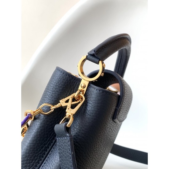 LV Capucines