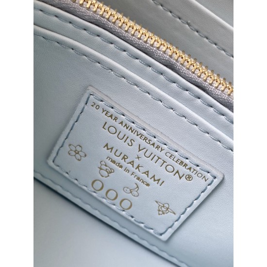 LV Capucines