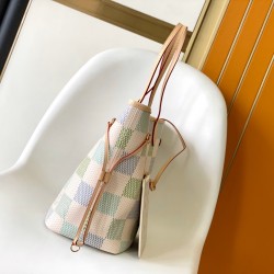 LV Neverfull