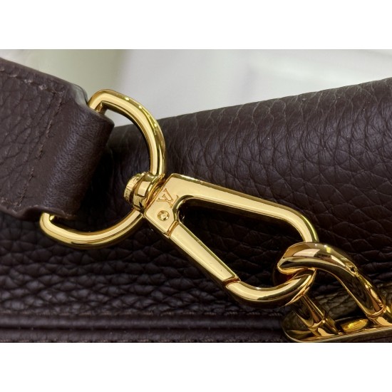 LV Capucines