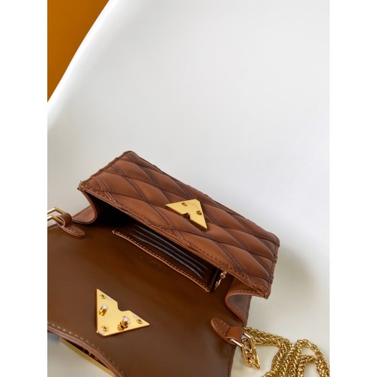 LV Twist