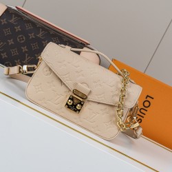 LV Pochette