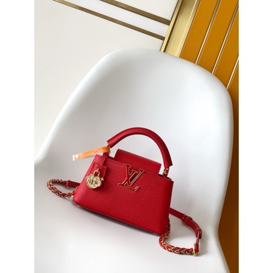 LV Capucines