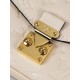 LV Pochette