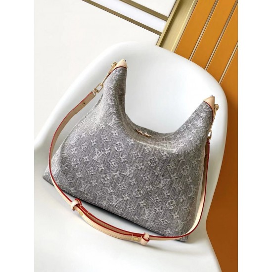 LV Coussin