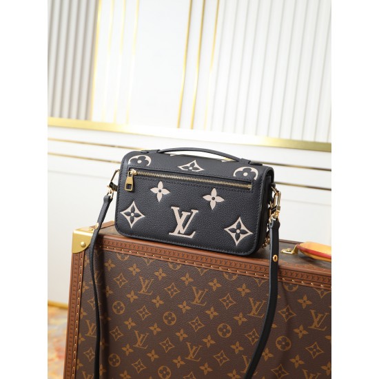 LV Pochette