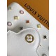 LV Capucines