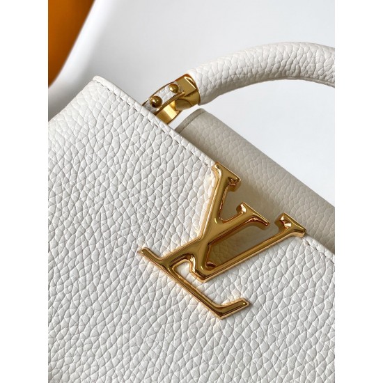 LV Capucines