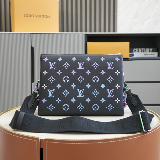 LV Coussin