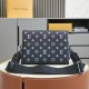 LV Coussin