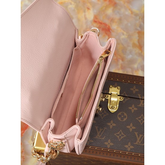 LV Pochette