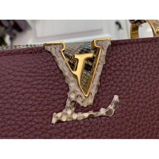 LV Capucines