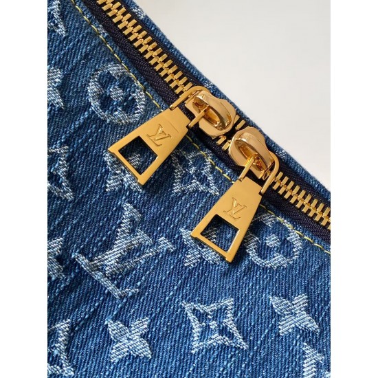 LV Coussin